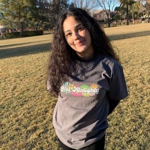 Meet your Posher, Leandra